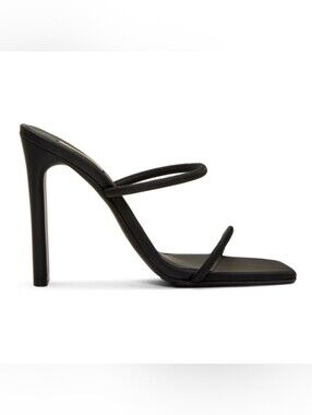 Yeezy $640 Season 8 Minimal Sandal Size 7